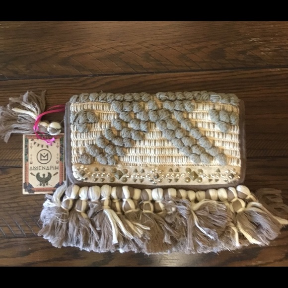 Hipanema Handmade Fluff Thread Clutch Purse NWT - Picture 2 of 5